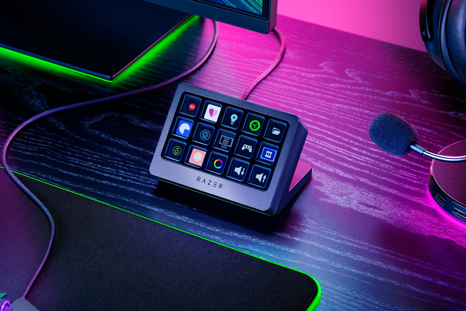 RAZER STREAM CONTROLLER X ALL IN ONE KEYPAD thumbnail 2
