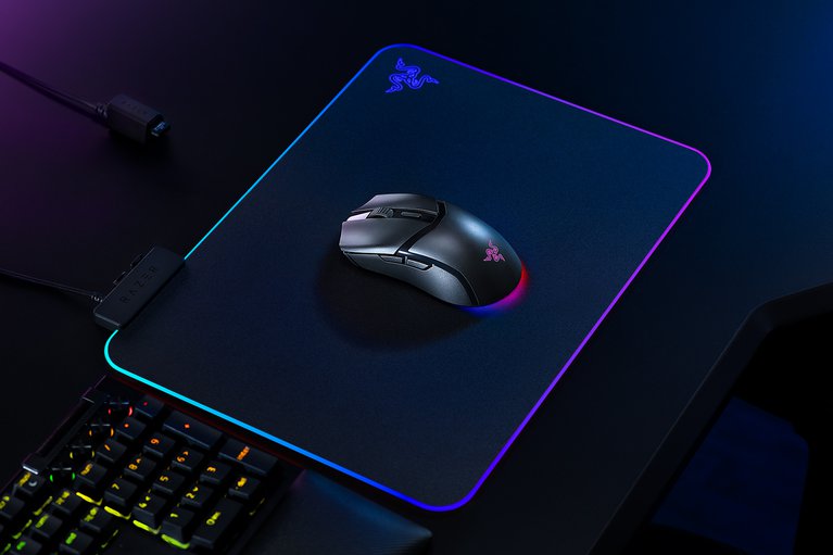 RAZER COBRA HYPERSPEED WIRELESS GAMING MOUSE thumbnail 2